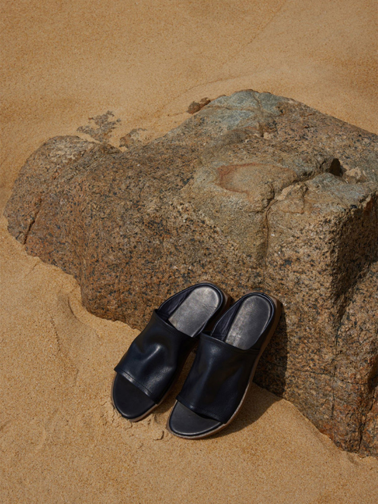 Handcrafted Horsehide Leather Loafers