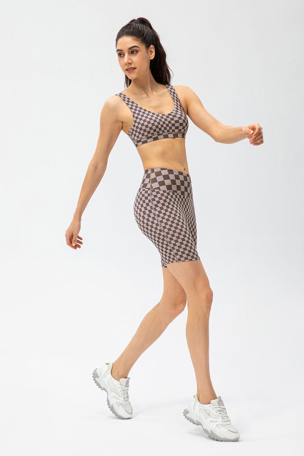 체커보드 스포츠 브라 라이트 지원