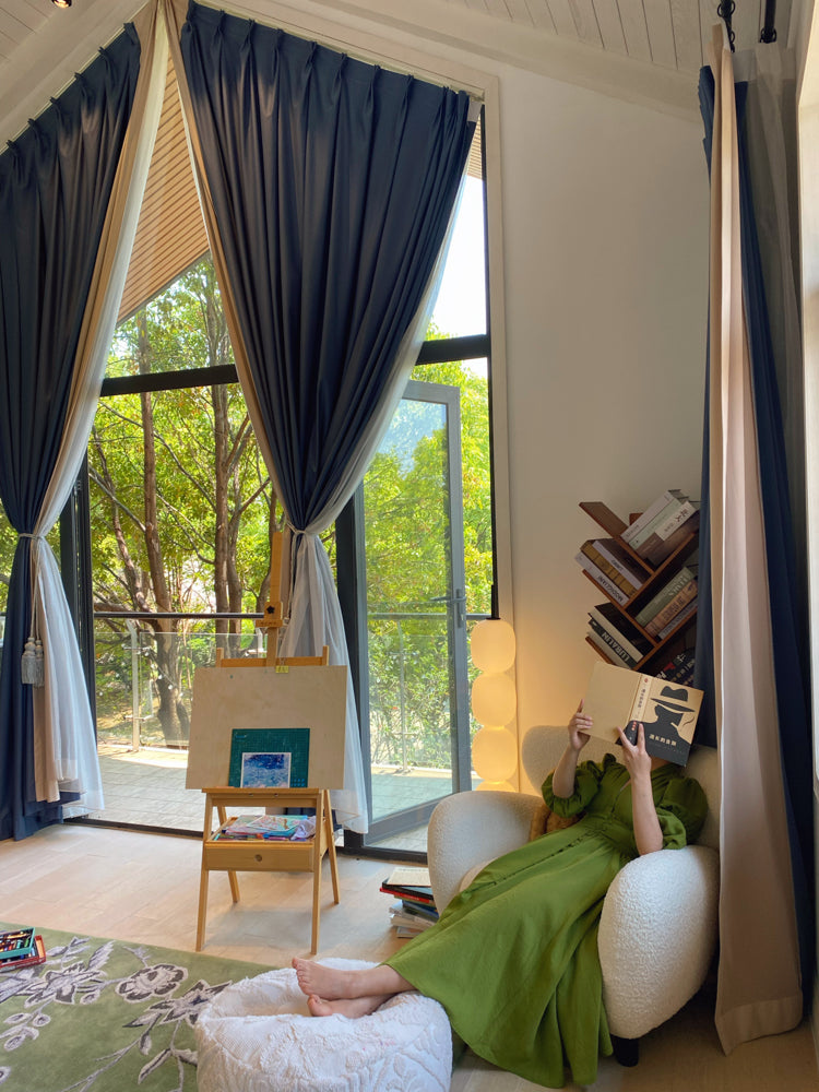 3D Bee-Embossed Round Pouf with Removable Cover