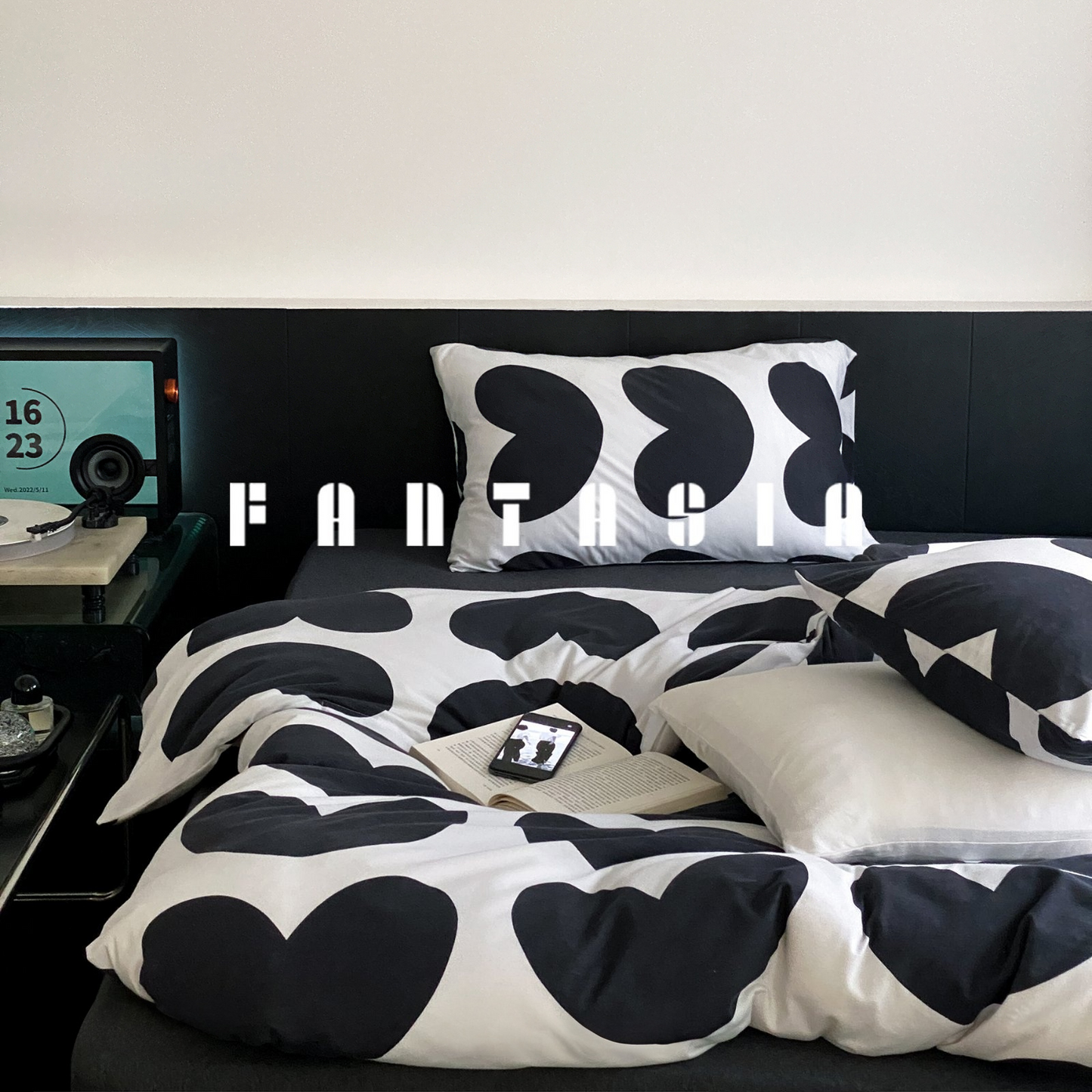 오딘의 포옹 모노크롬 하트 코튼 침구 세트