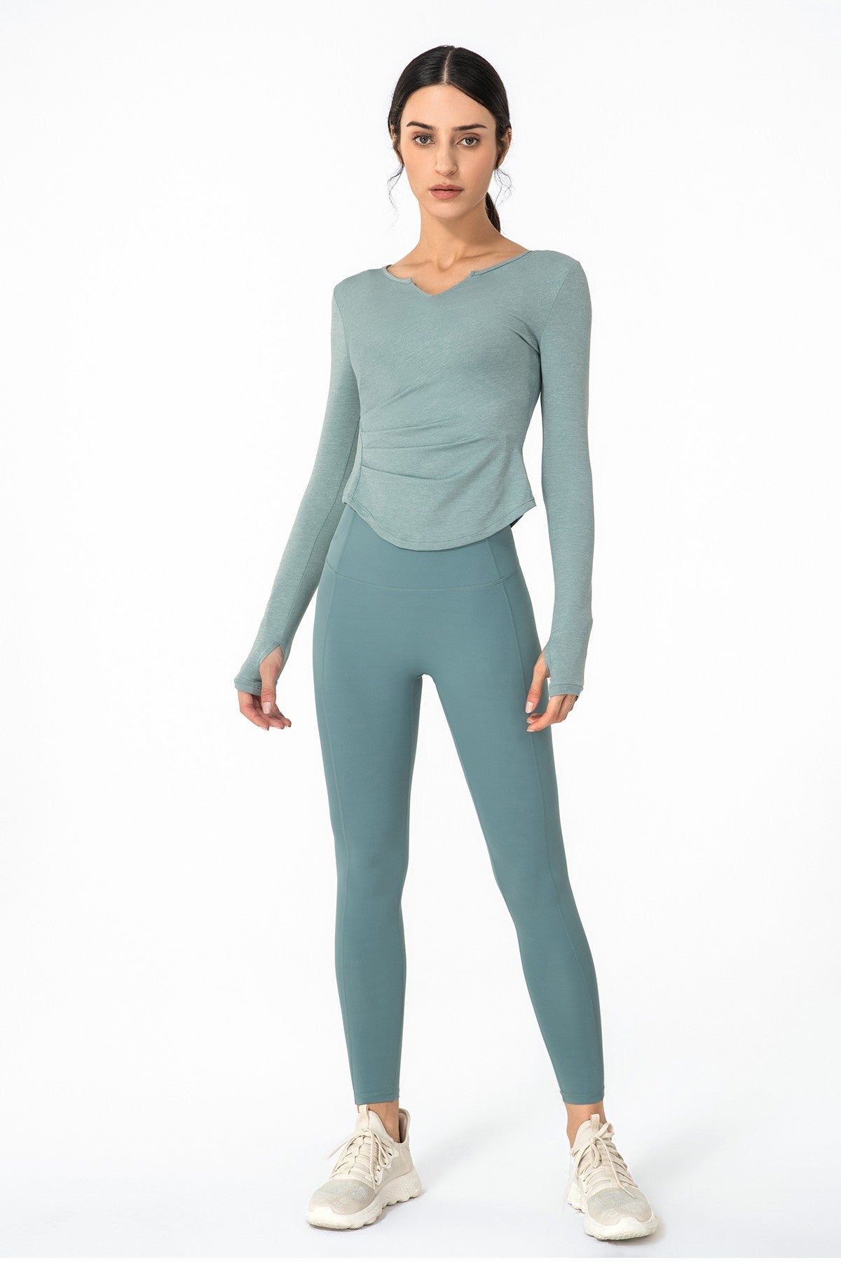 V 넥 플리츠 긴소매 셔츠