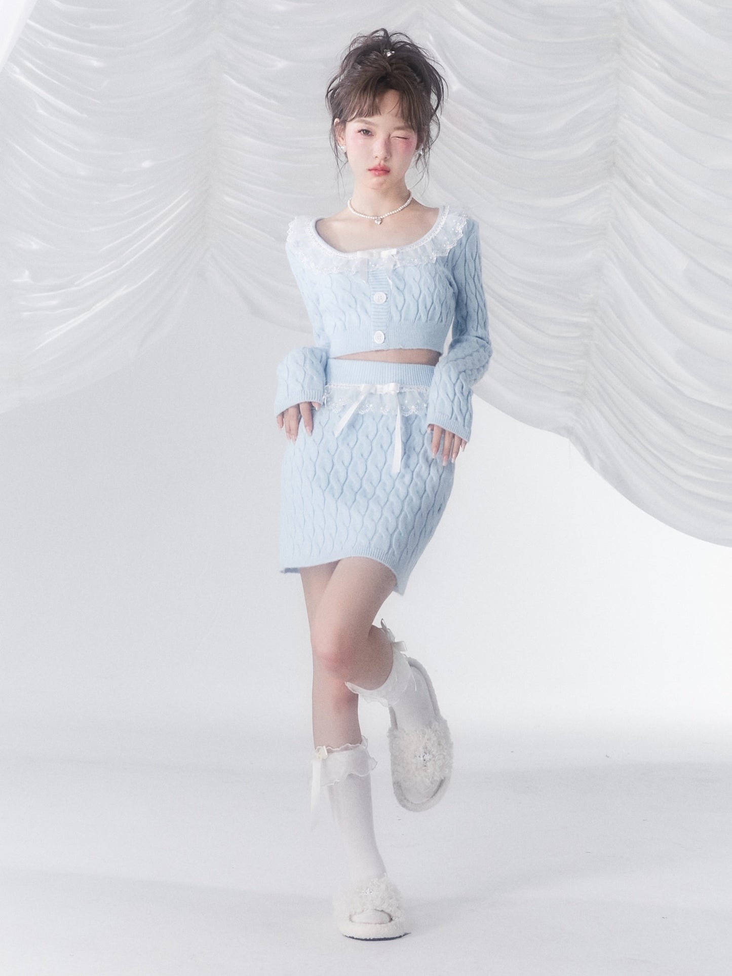 레이스 쇼트 스웨터 & 스커트