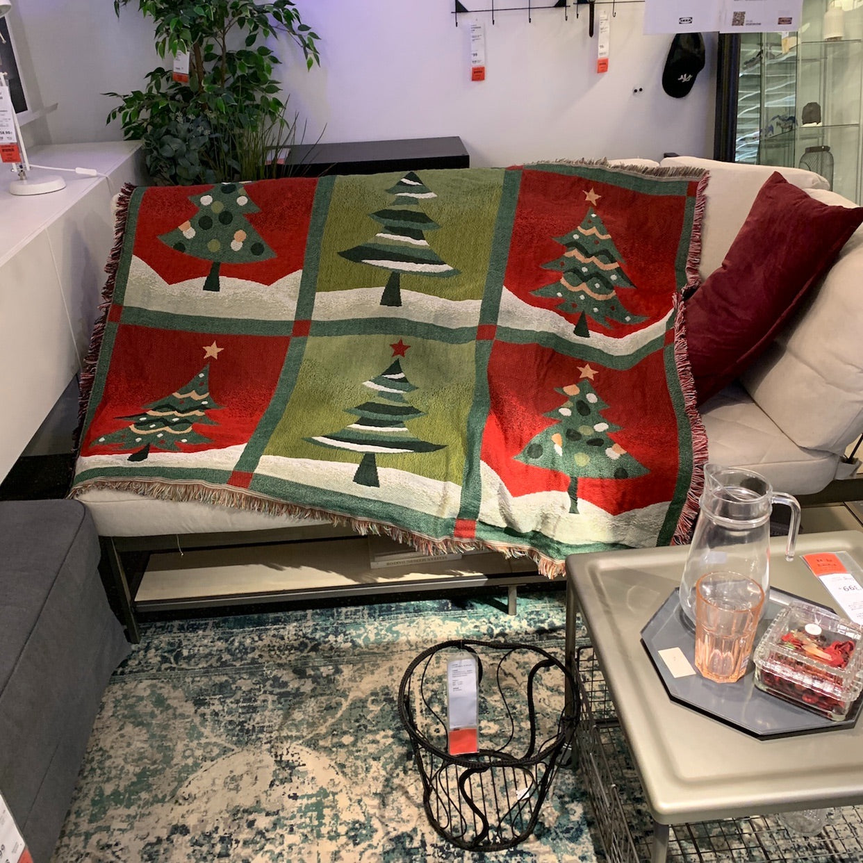 Christmas ComfortBlend Throw