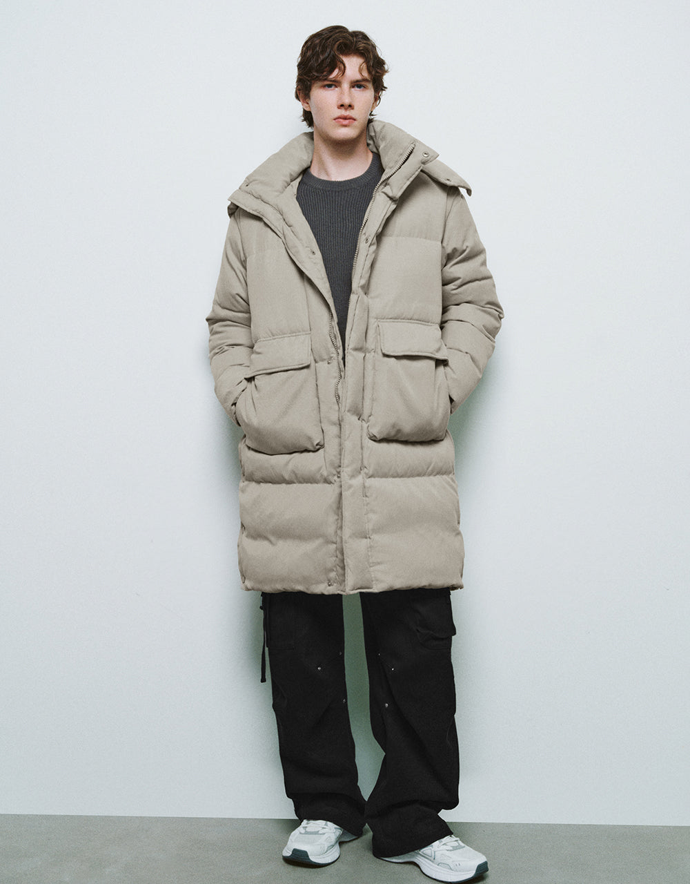 Drop Shoulder Sleeve Hooded Down Jacket