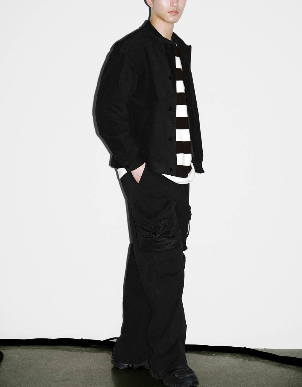 Multi Pockets Wide-Leg Pants