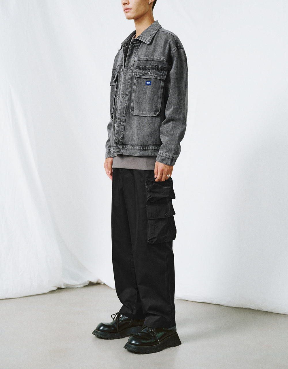 Drop Shoulder Sleeve Denim Jacket