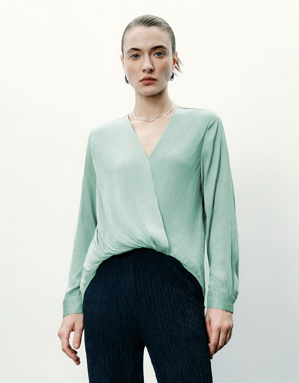 V-Neck Overhead Shirt