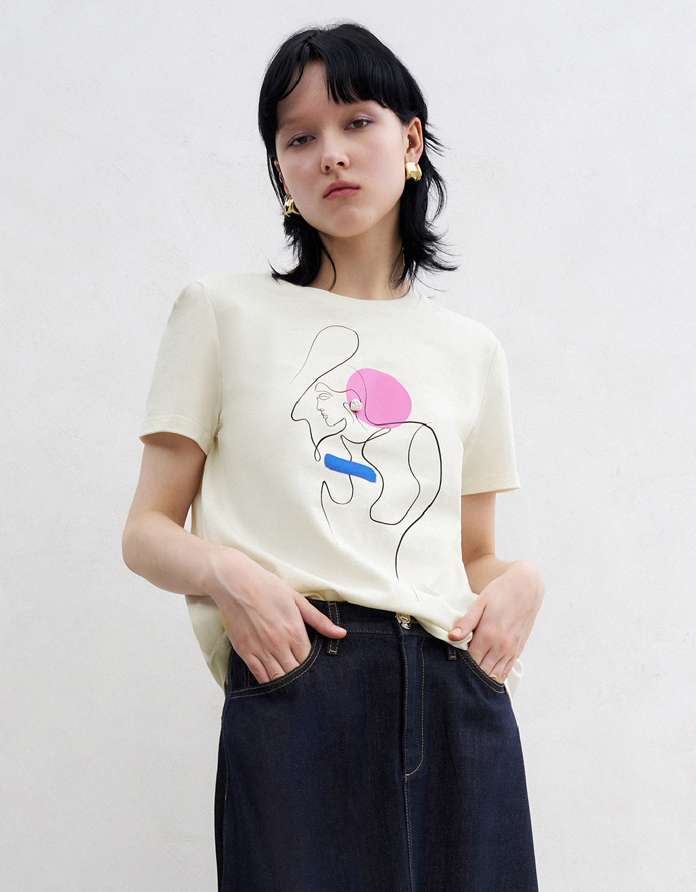 Linear Grphic Printed Crew Neck T-Shirt