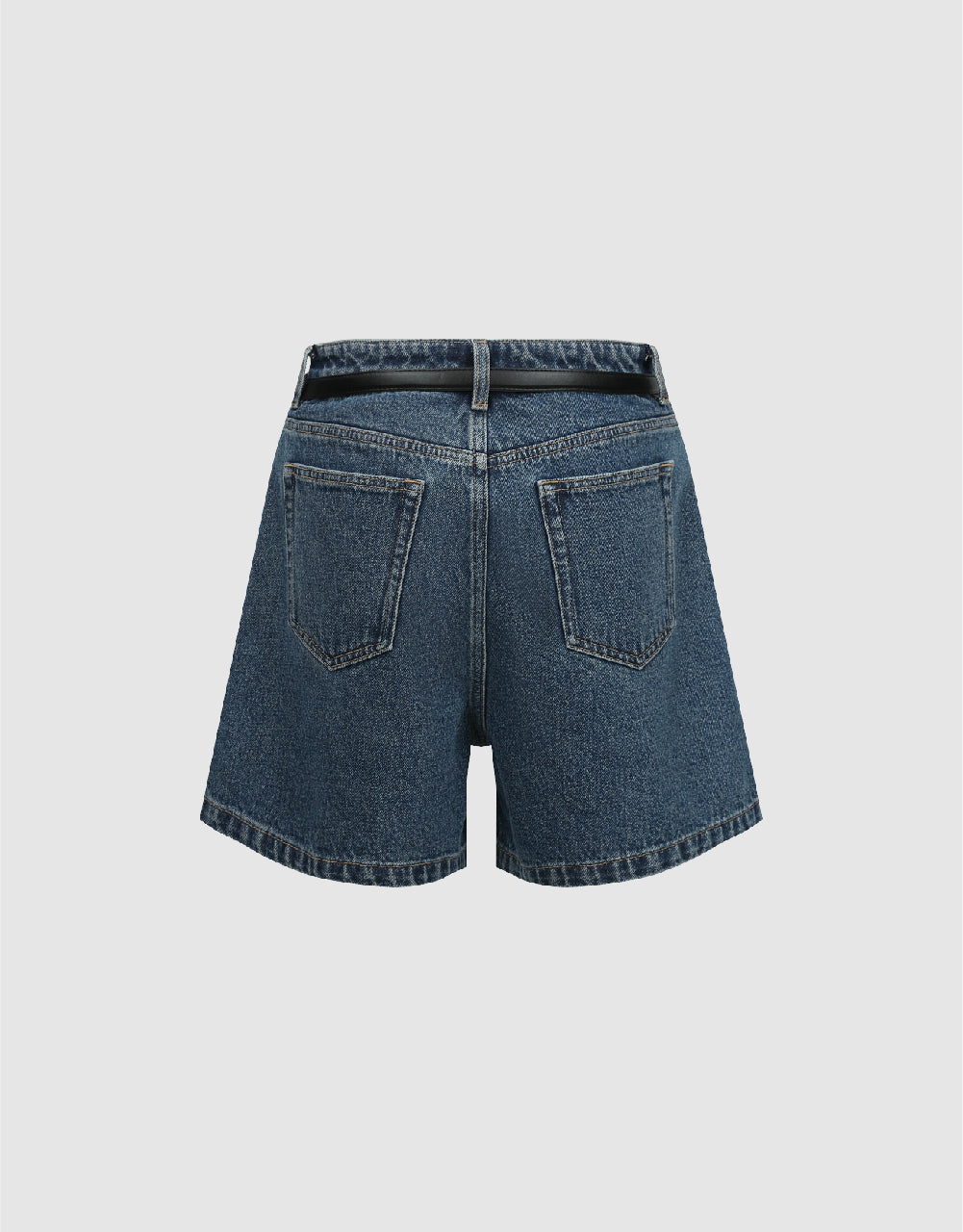 Loose Denim Shorts With Belt