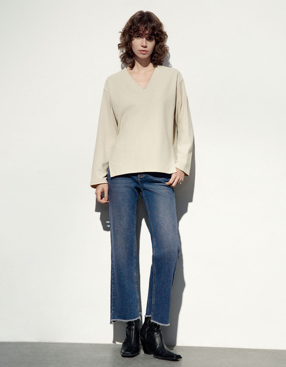 Drop Shoulder Sleeve V-Neck Knitted T-Shirt