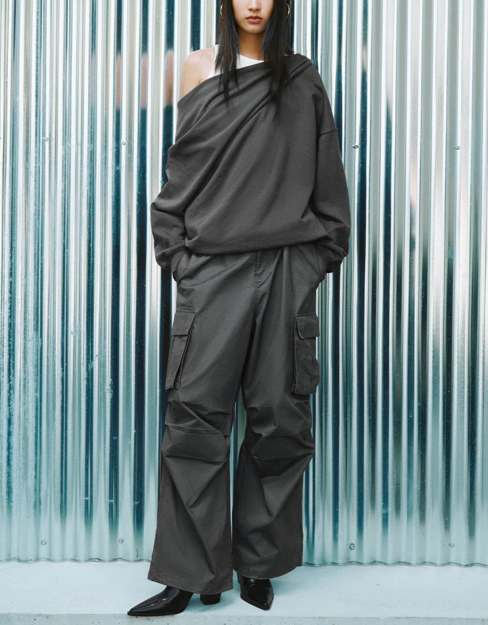 Drop Shoulder Sleeve Crew Neck Loose Sweatshirt