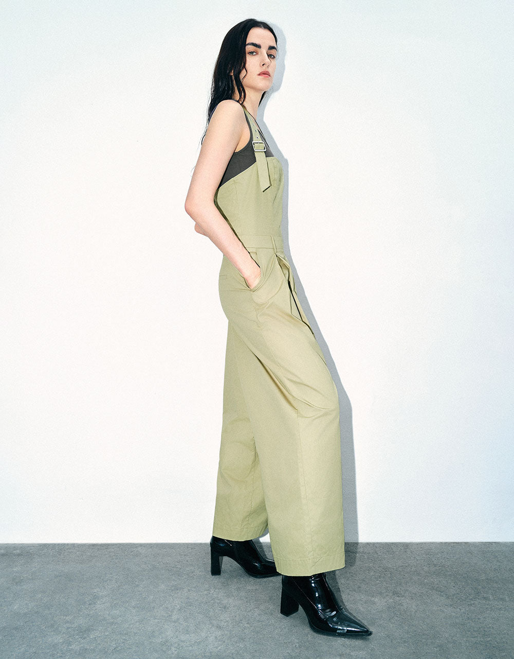 Halter Neck Loose Jumpsuit