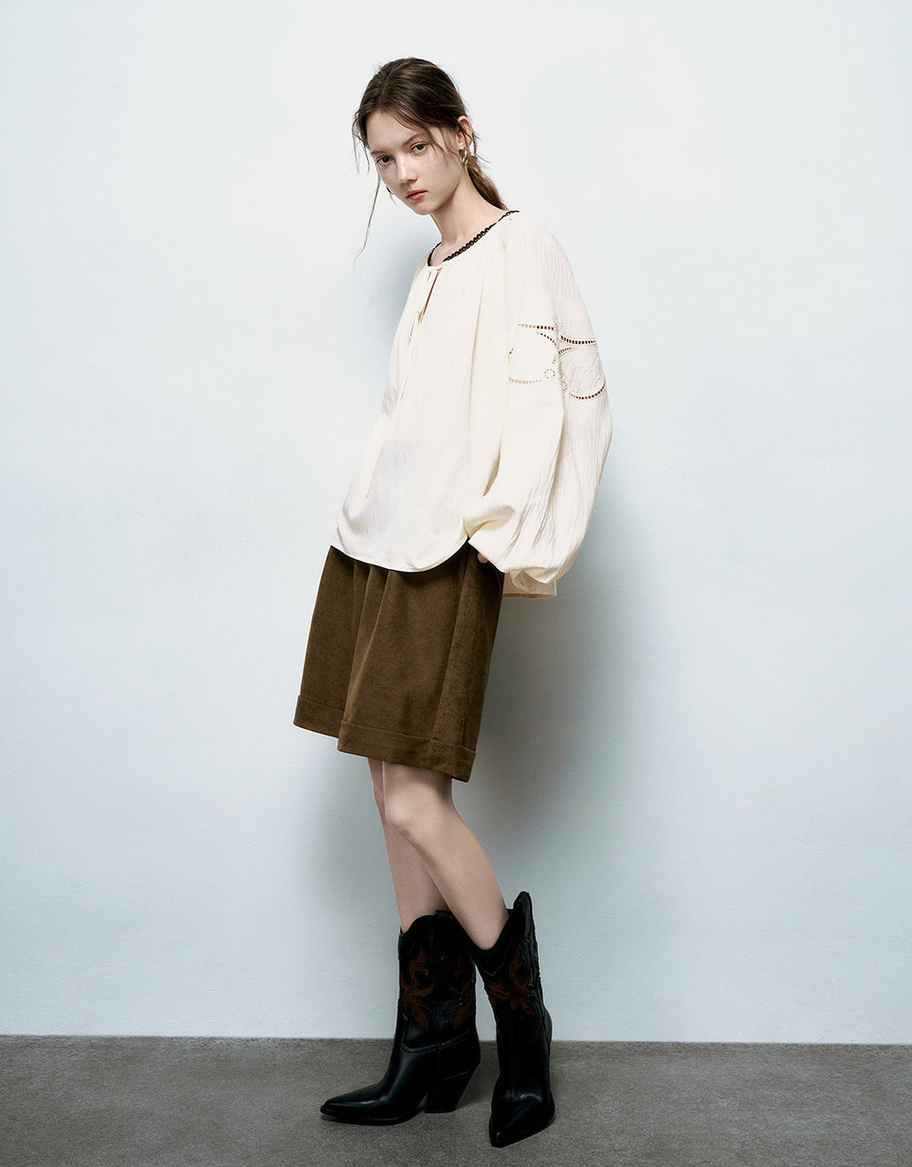 Raglan Sleeve Crew Neck Overhead Shirt