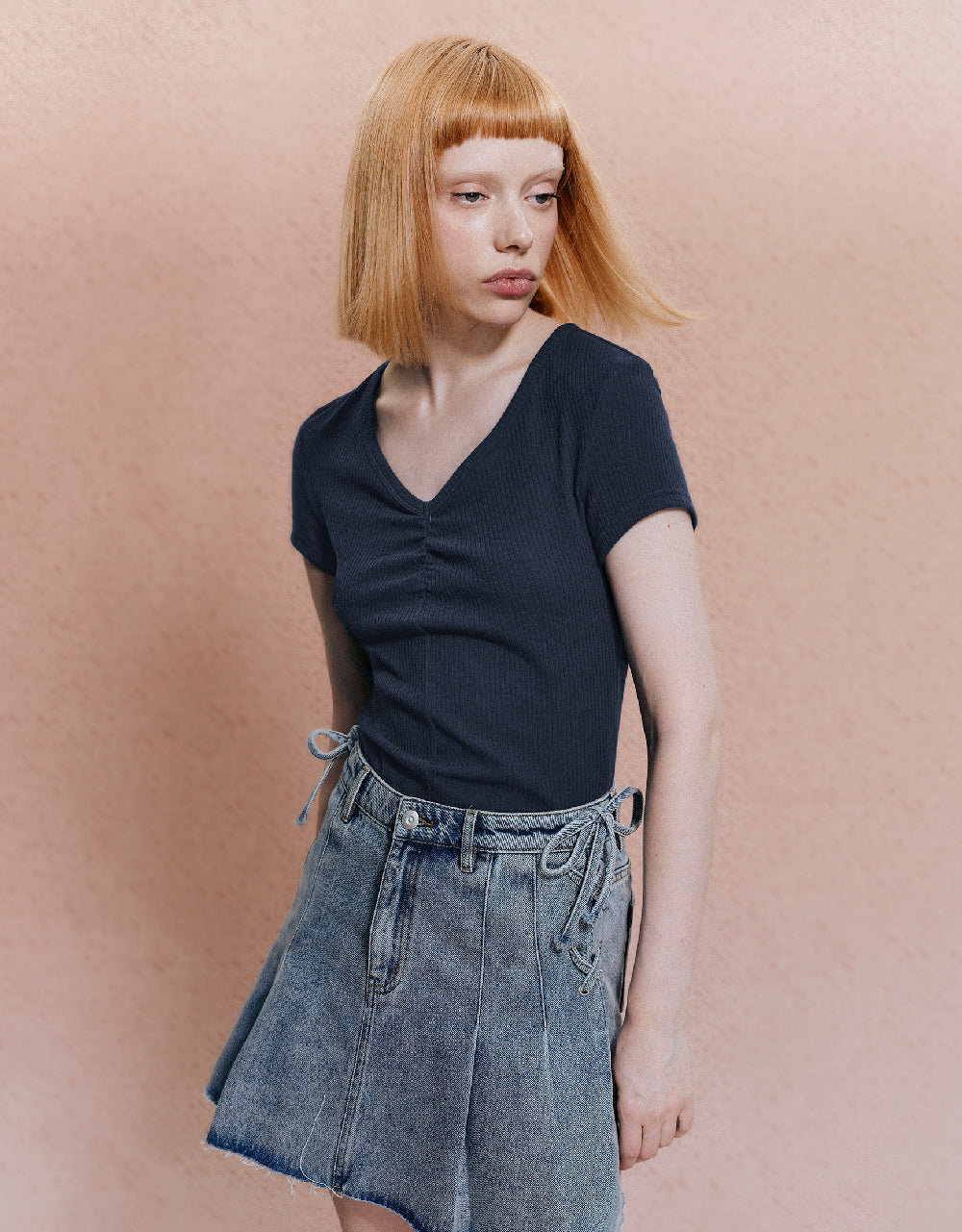 Knitted V-Neck Skinny T-Shirt