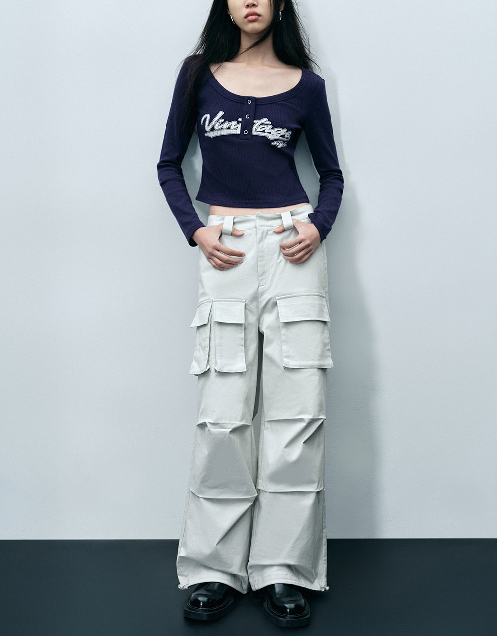 Letter Print T-Shirt With Press Buttons