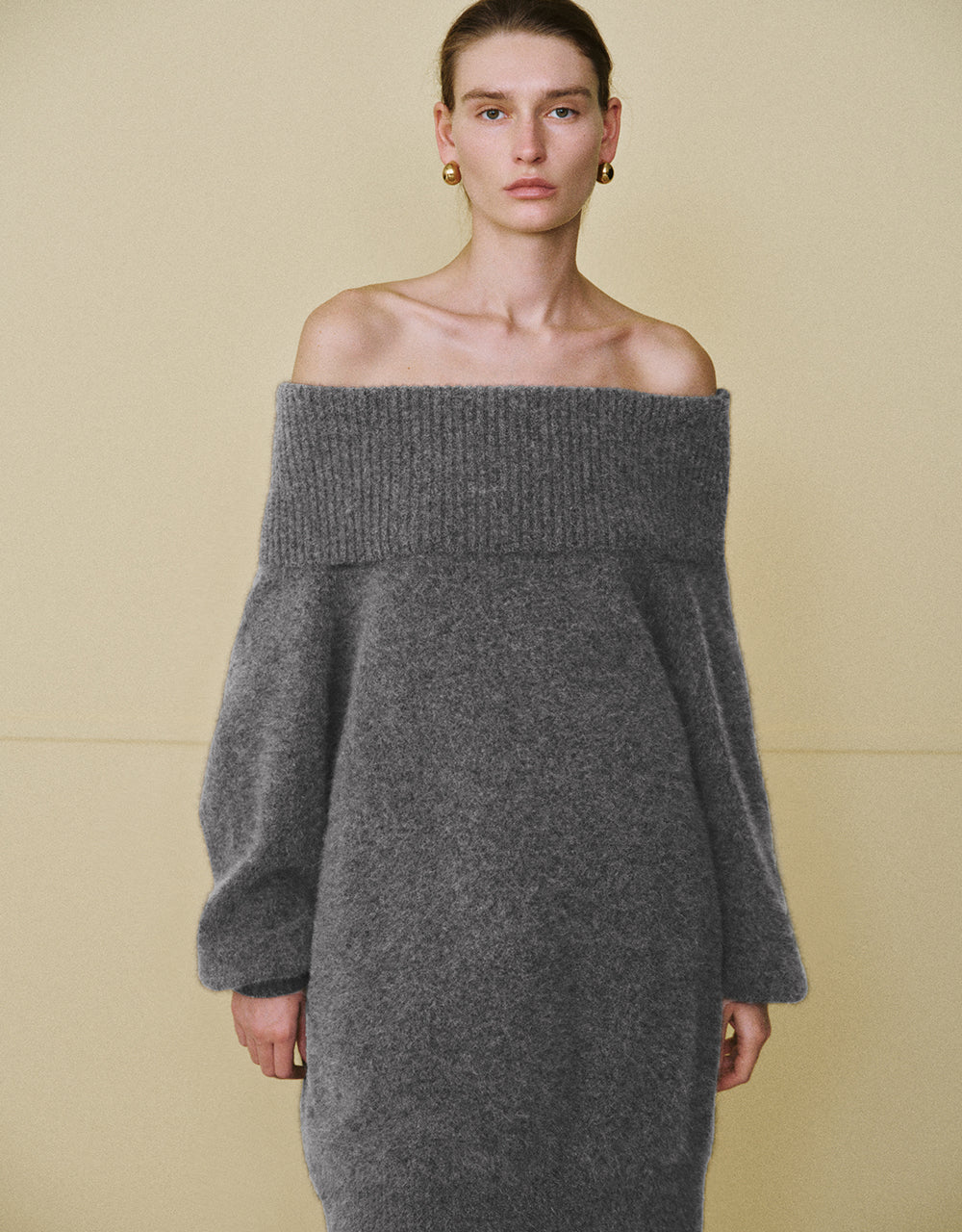 Drop Shoulder Sleeve Off-Shoulder Knitted T-Shirt