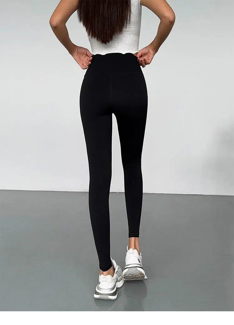 Neva Elastic Sports Slim Fit Pants