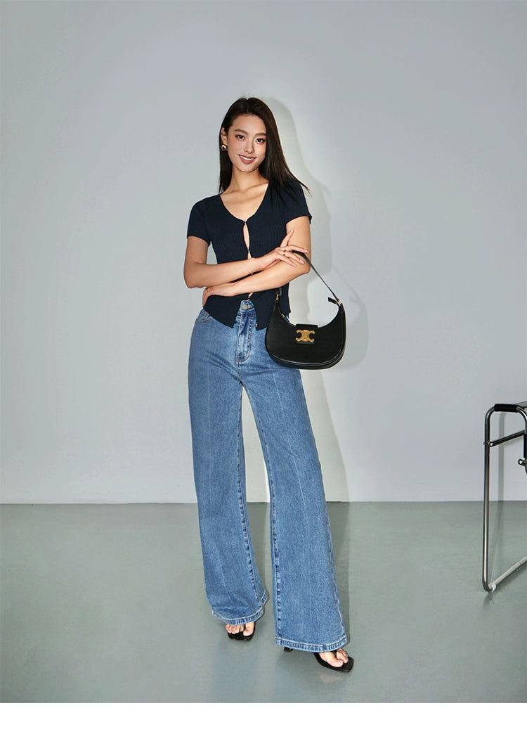 Neva Minimal Cuts and Buttons Blouse