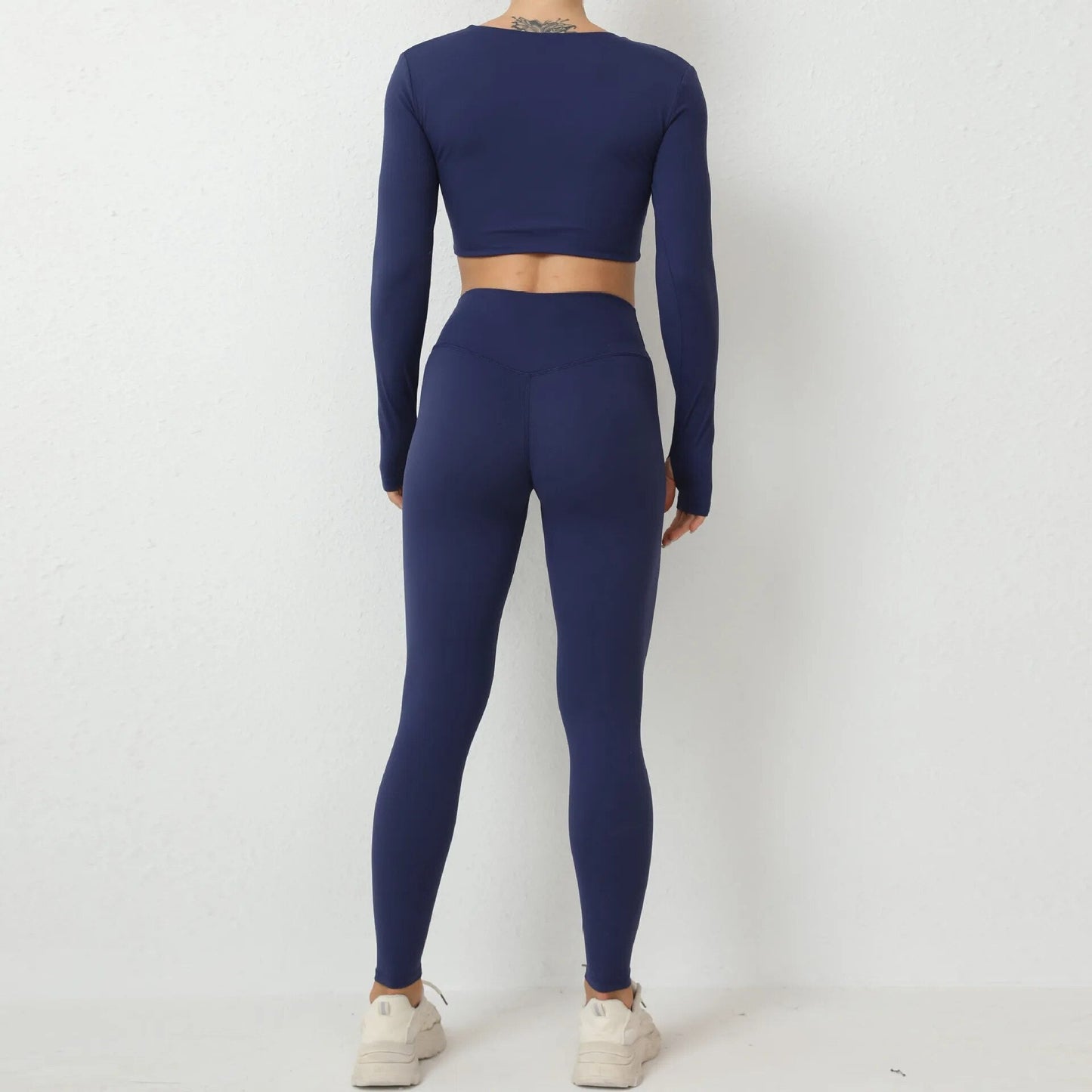 ウィノナツイストトップ&レギンスセット