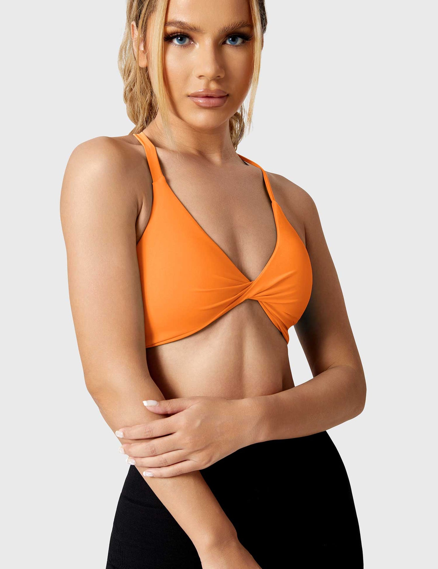 리사 스포츠 브라