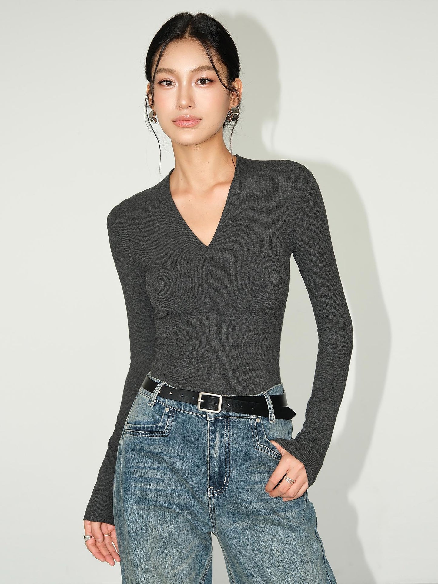 Neva V-Neck Slim Long Sleeve T-Shirt