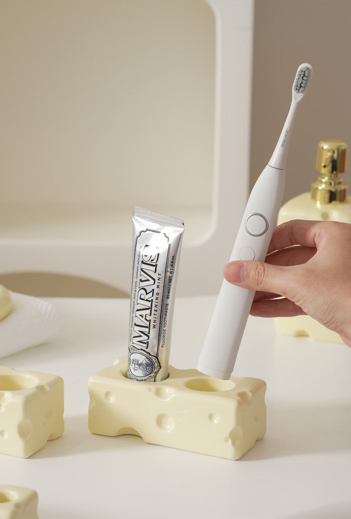 Cheese-inspired Ceramic Toothbrush Holder