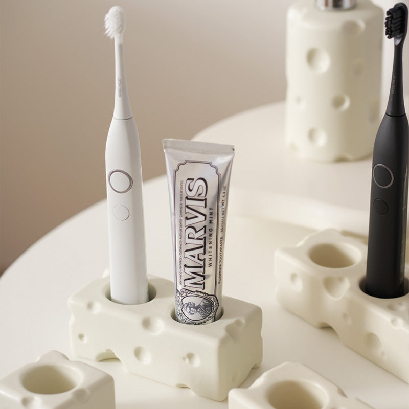 Cheese-inspired Ceramic Toothbrush Holder