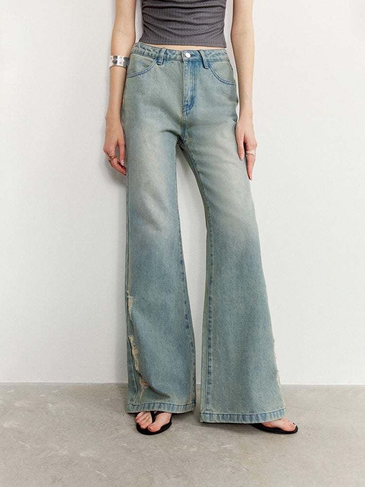 Relaxed Vintage Washed Mid-Rise Flared Jeans