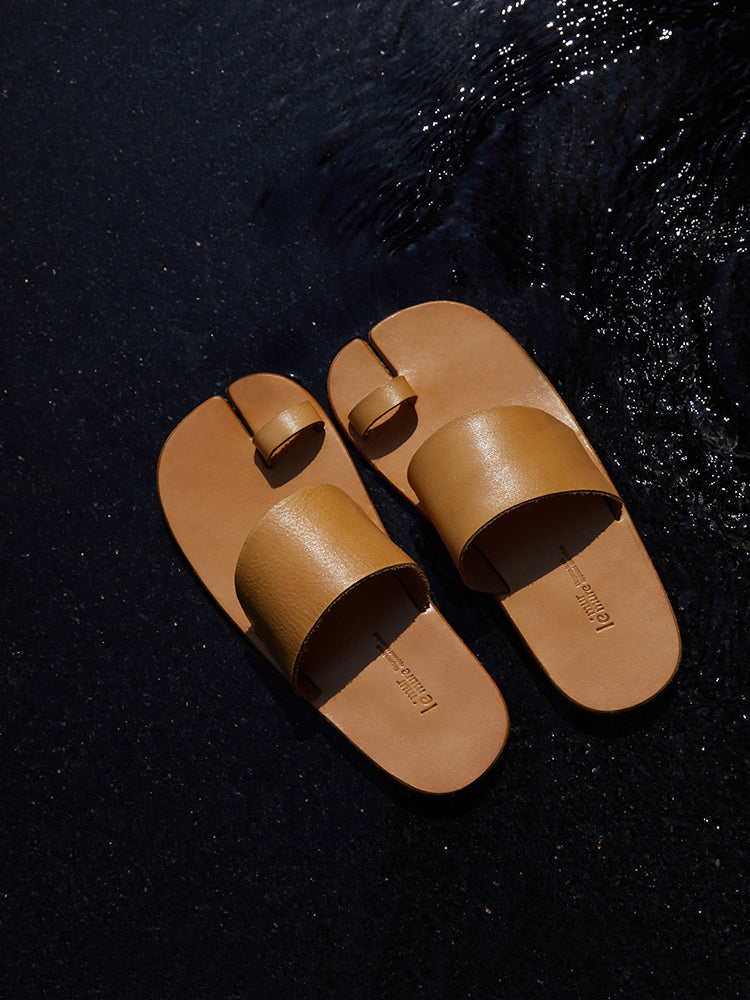 Handcrafted Washed Vegetable-Tanned Leather Thong Sandals