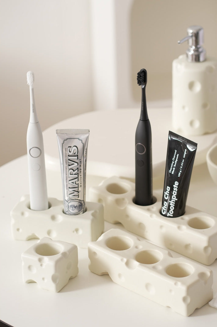 Cheese-inspired Ceramic Toothbrush Holder