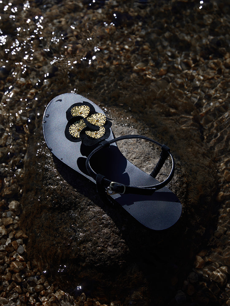 Designer Black Gilded Toe-Ring Roman Sandals