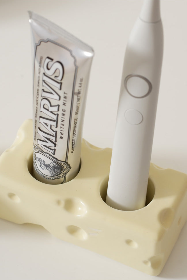 Cheese-inspired Ceramic Toothbrush Holder