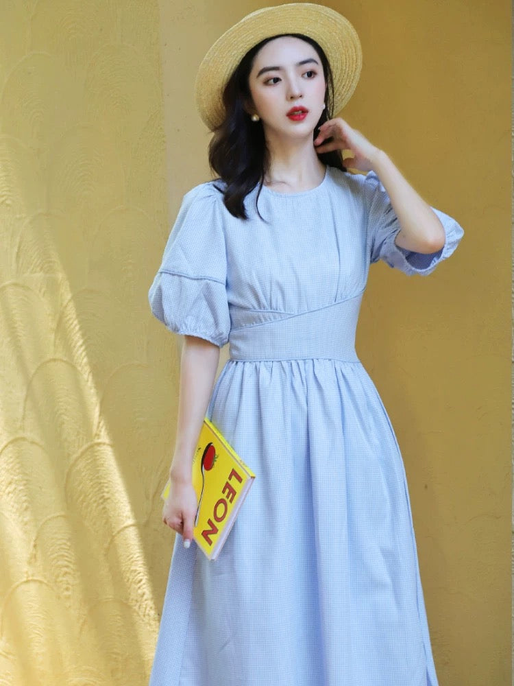 체크 퍼프 슬리브 미디 드레스블루 색상