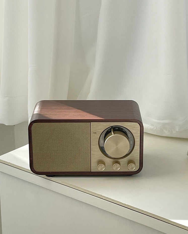 Walnut Retro Bluetooth Speaker Radio