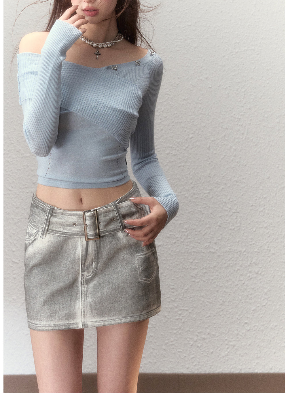 Wringkle Choker Slim Knitted Top