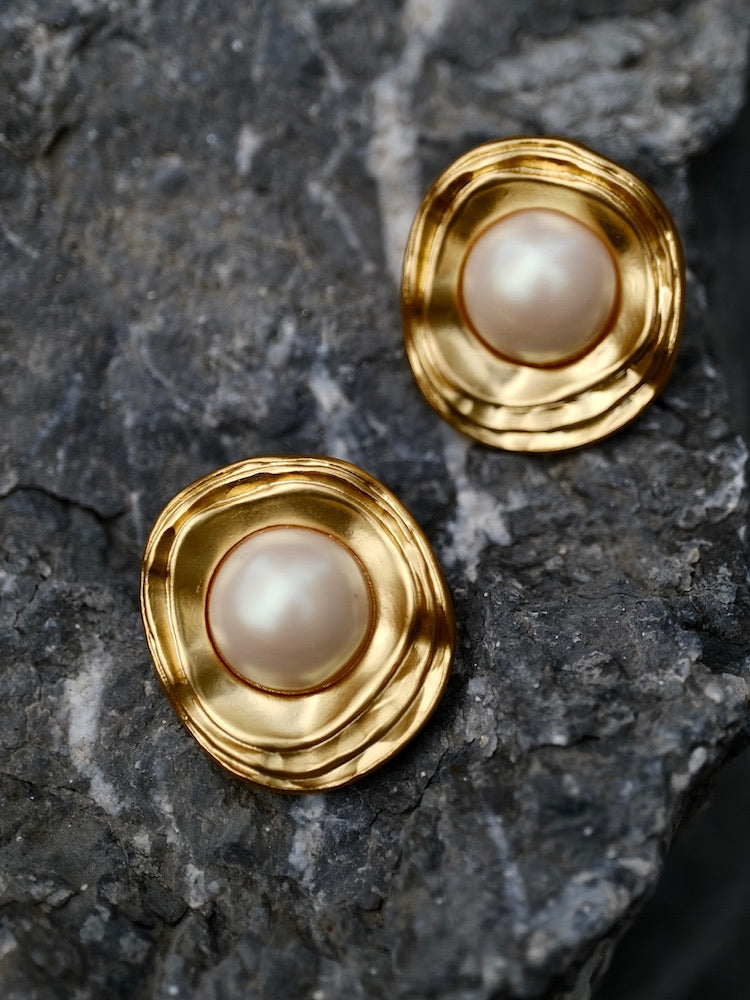 “Pearl Shell” Designer Vintage Clip-On Earrings