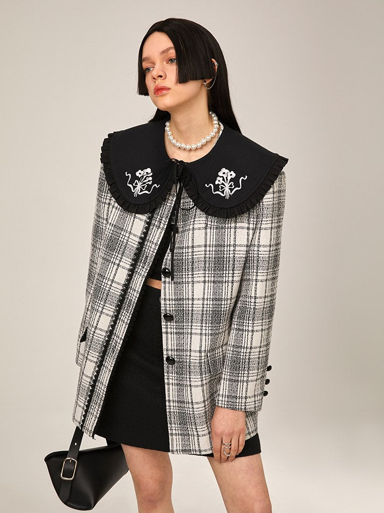 No-collar Embroidered Plaid Jacket