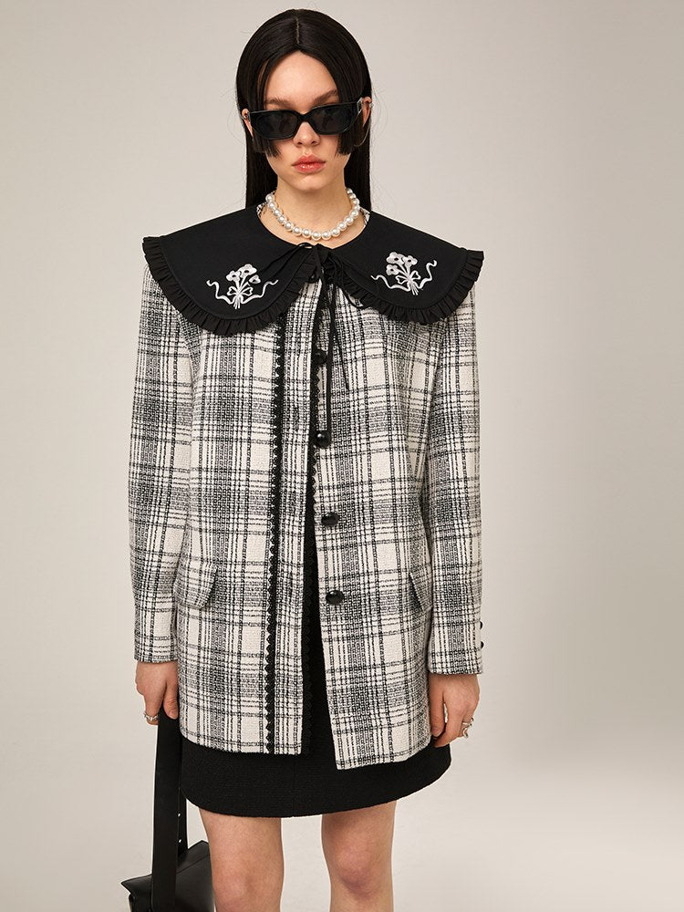 No-collar Embroidered Plaid Jacket