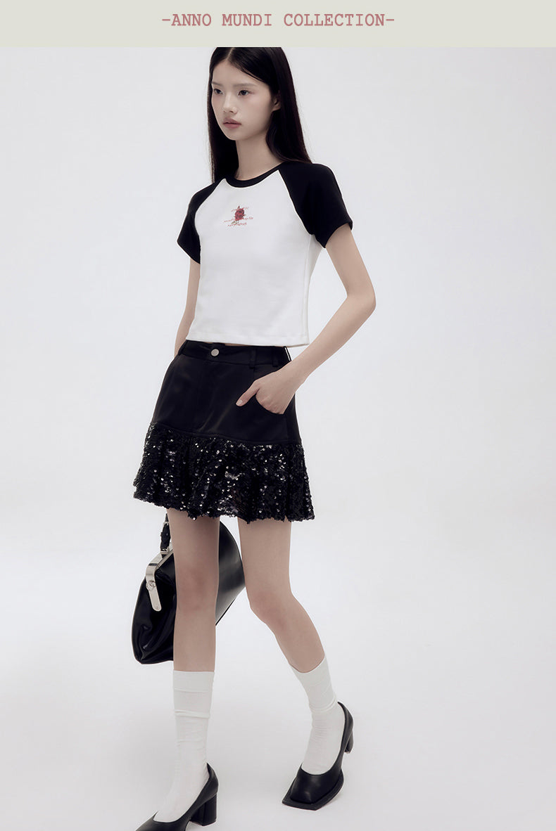 Sequin Pleats Glossy Mini-Skirt