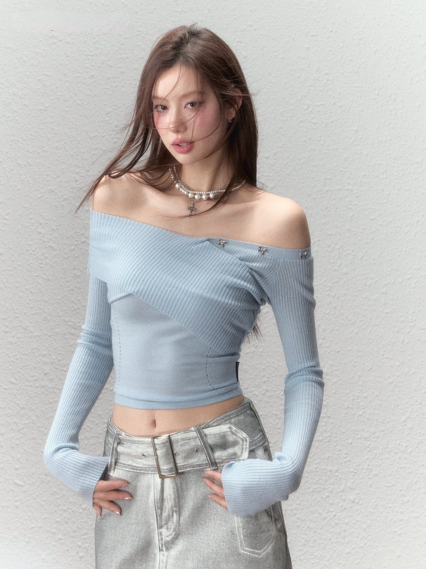 Wringkle Choker Slim Knitted Top