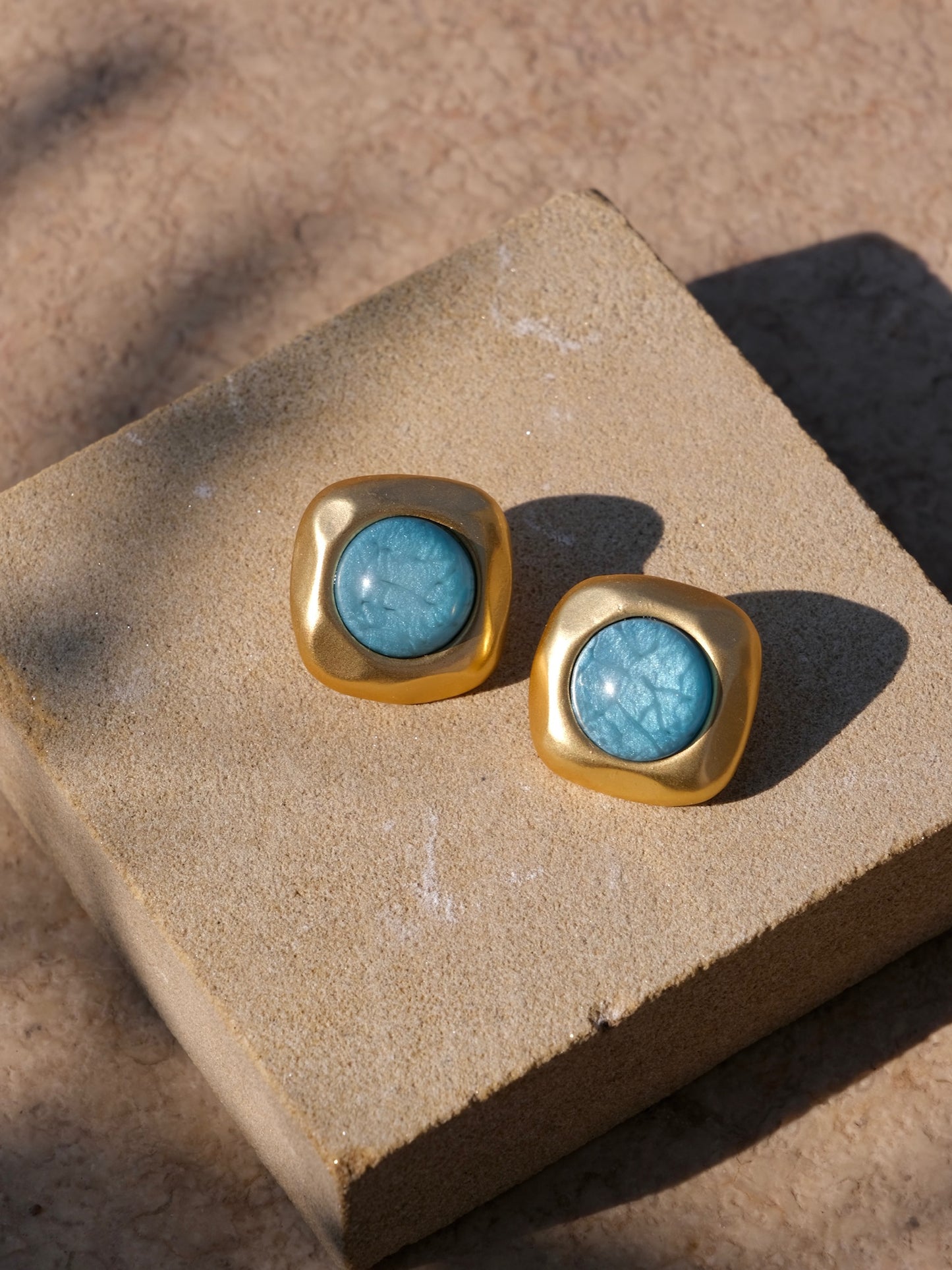 “Reef Isle” Ocean Blue Vintage Clip-On Earrings