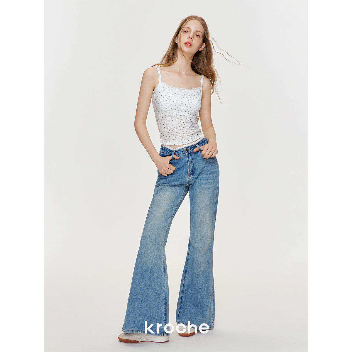 Kroche Lace Edge Floral Chest Pads Vest Blue