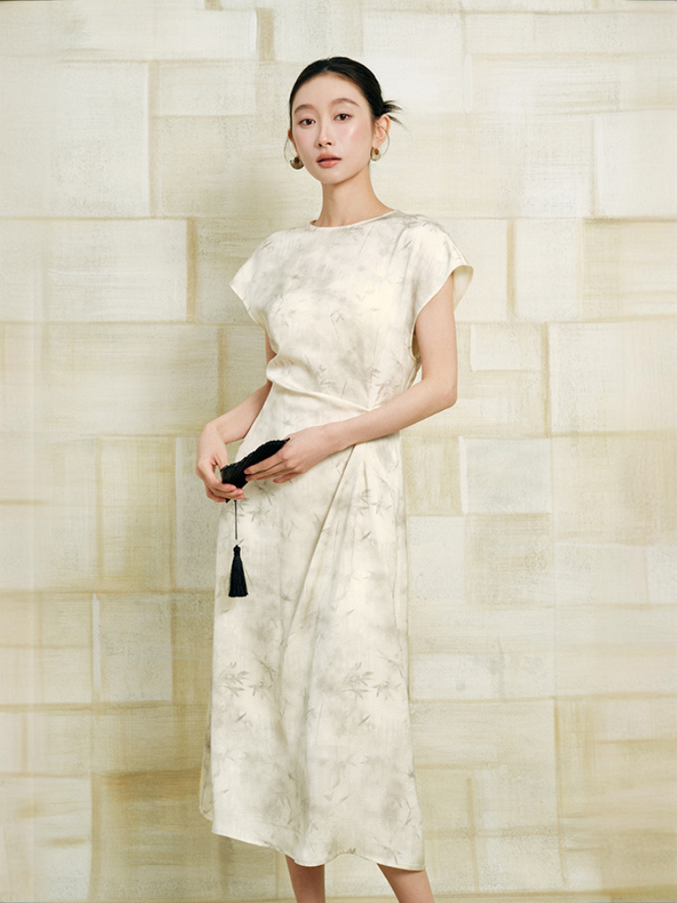 Bamboo Leaf Knot Waist Dress