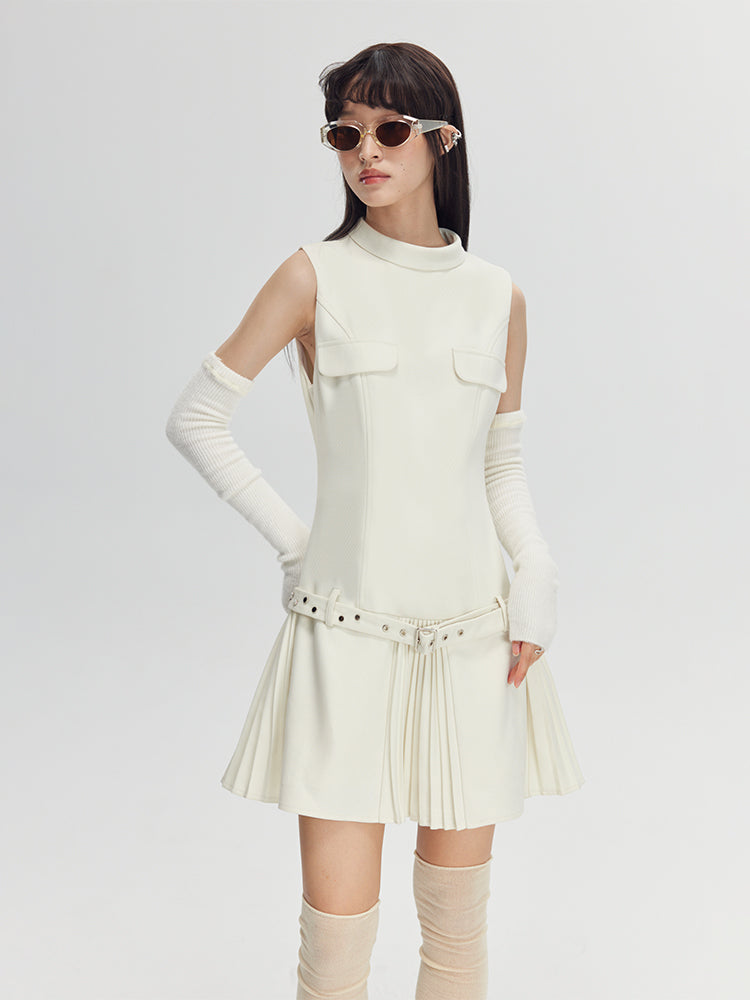 Pleats College-style Belt One-piece