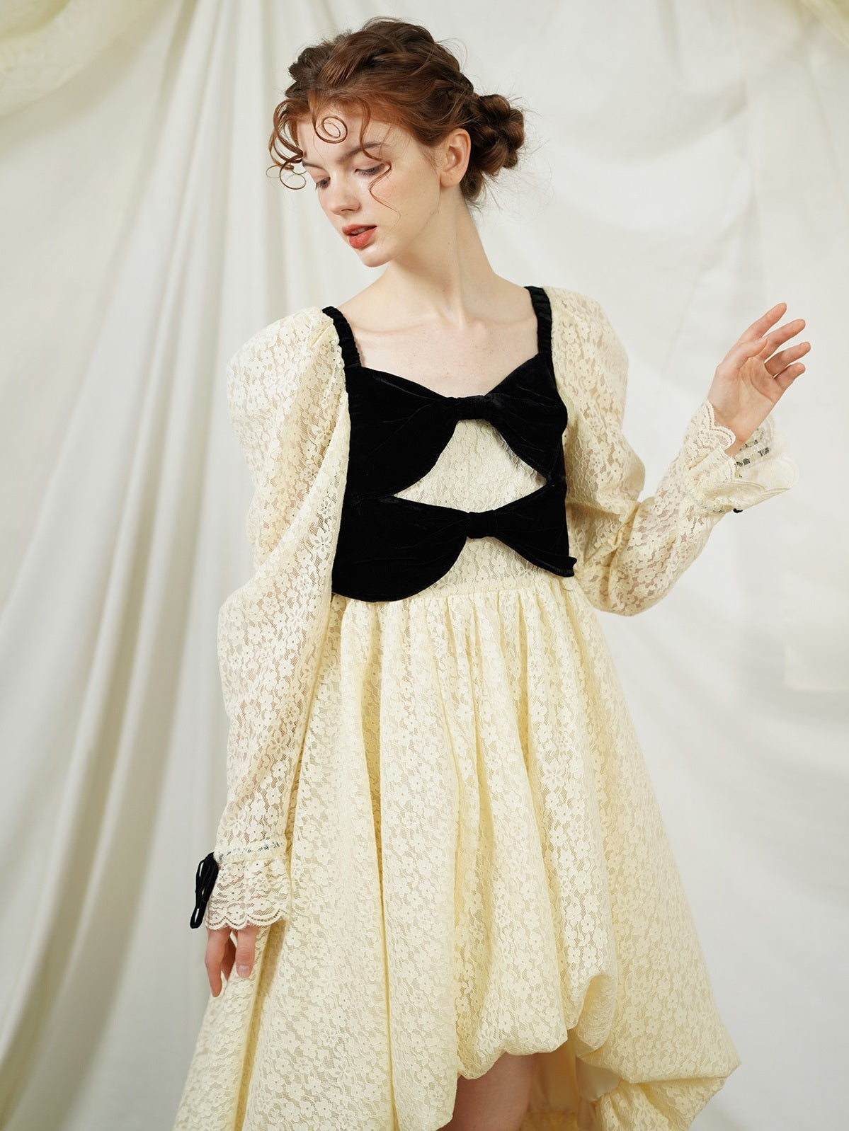 레이스 퍼프슬리브 벌룬플라워 원피스 