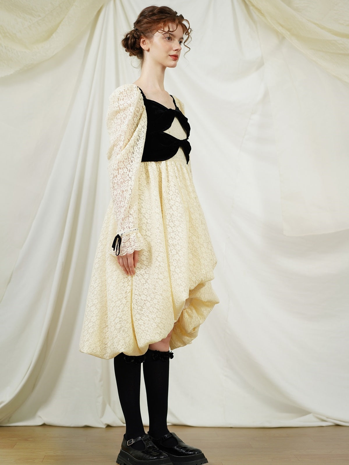 레이스 퍼프슬리브 벌룬플라워 원피스 