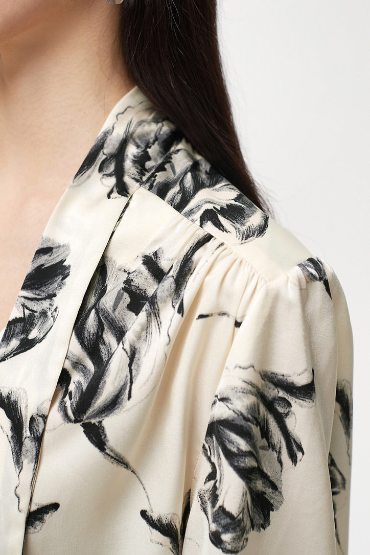 Rose Printed Tie Blouse in Cream