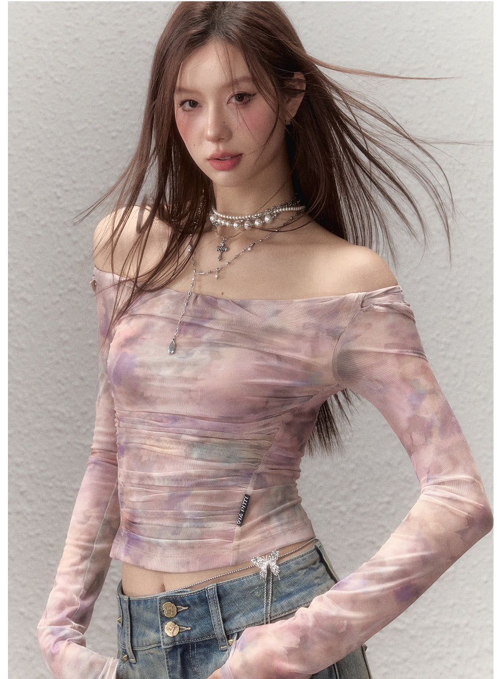 Gradient Off-shoulder Slim Mesh T-shirt