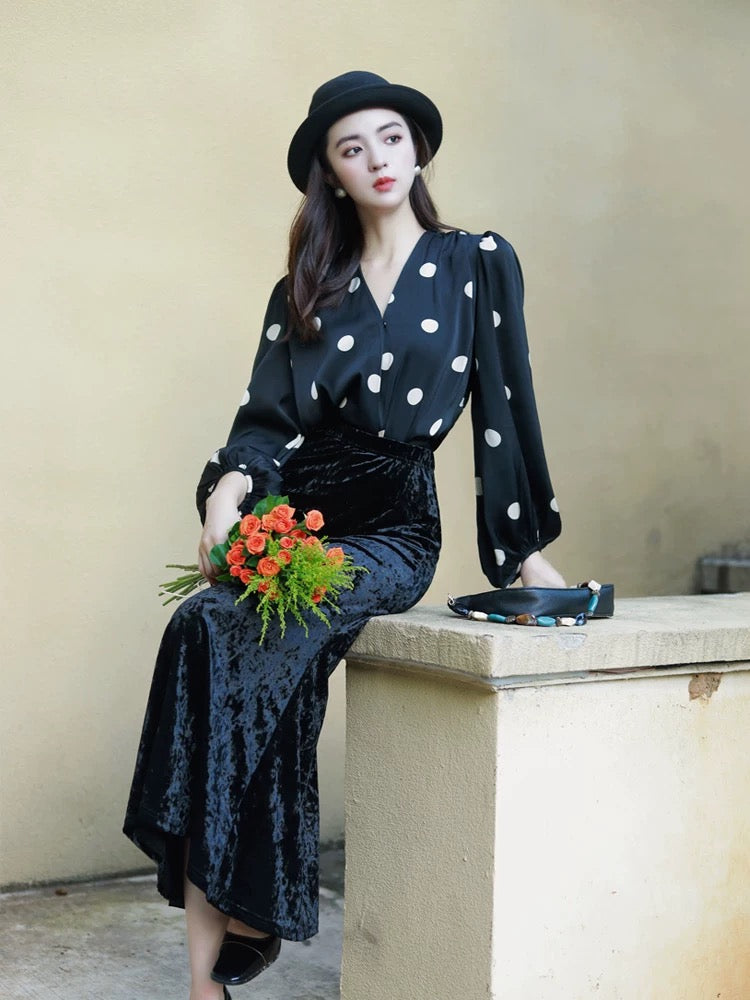 Polka Dot Blouson Sleeve Blouse in Black