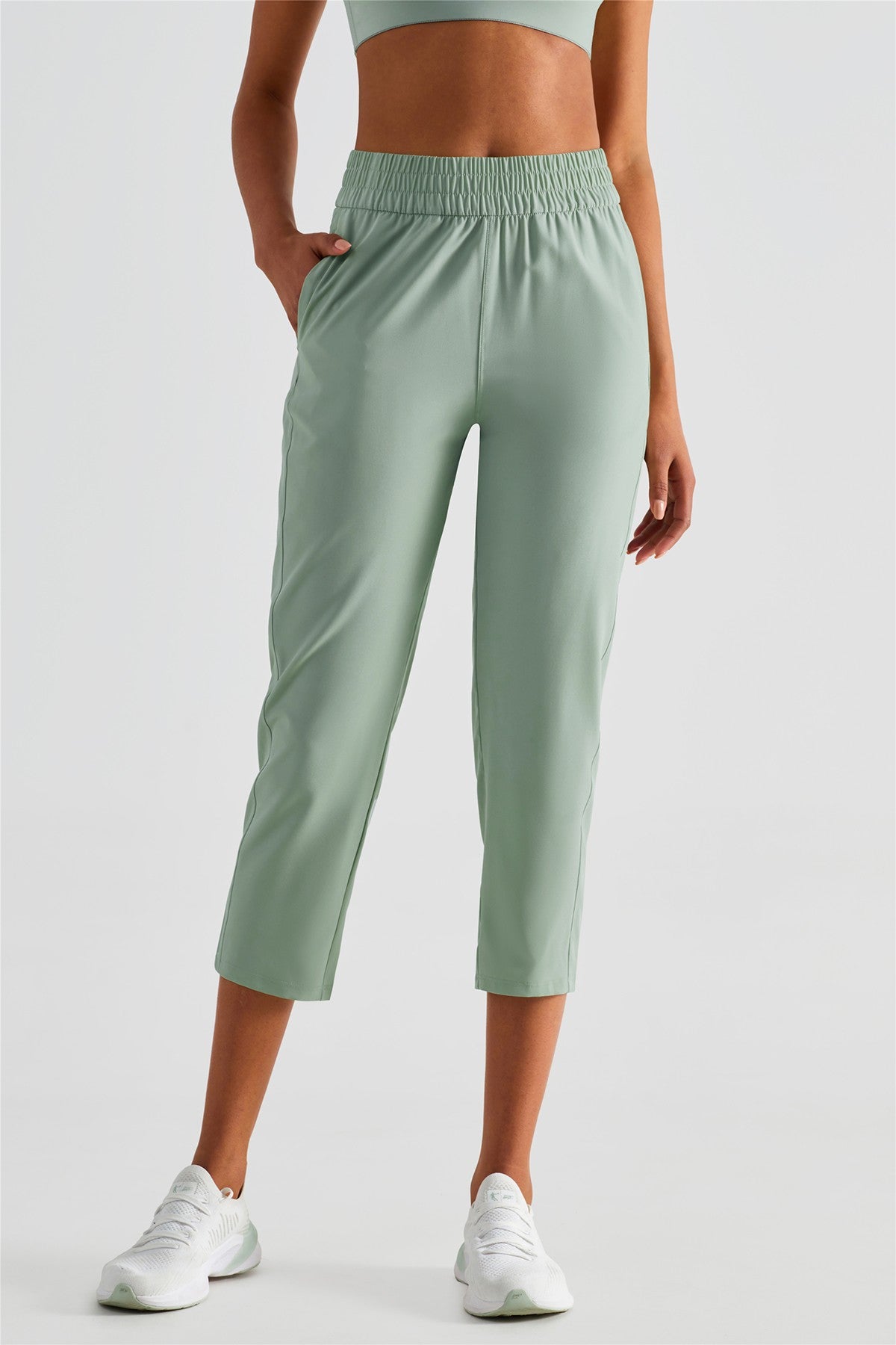 UPF 50+ Tapered Crop Pants with Pockets